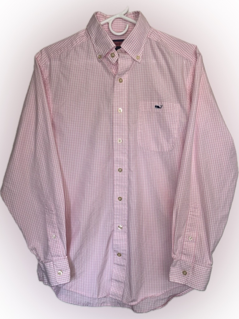 Vineyard Vines Button-Down Dress Shirt
Classic Gingham